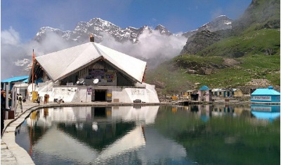 Hemkund Sahib: आगामी 25 मई को खुलेंगे हेमकुंड साहिब के कपाट, प्रतिदिन इतने श्रद्धालु कर सकेंगे दर्शन