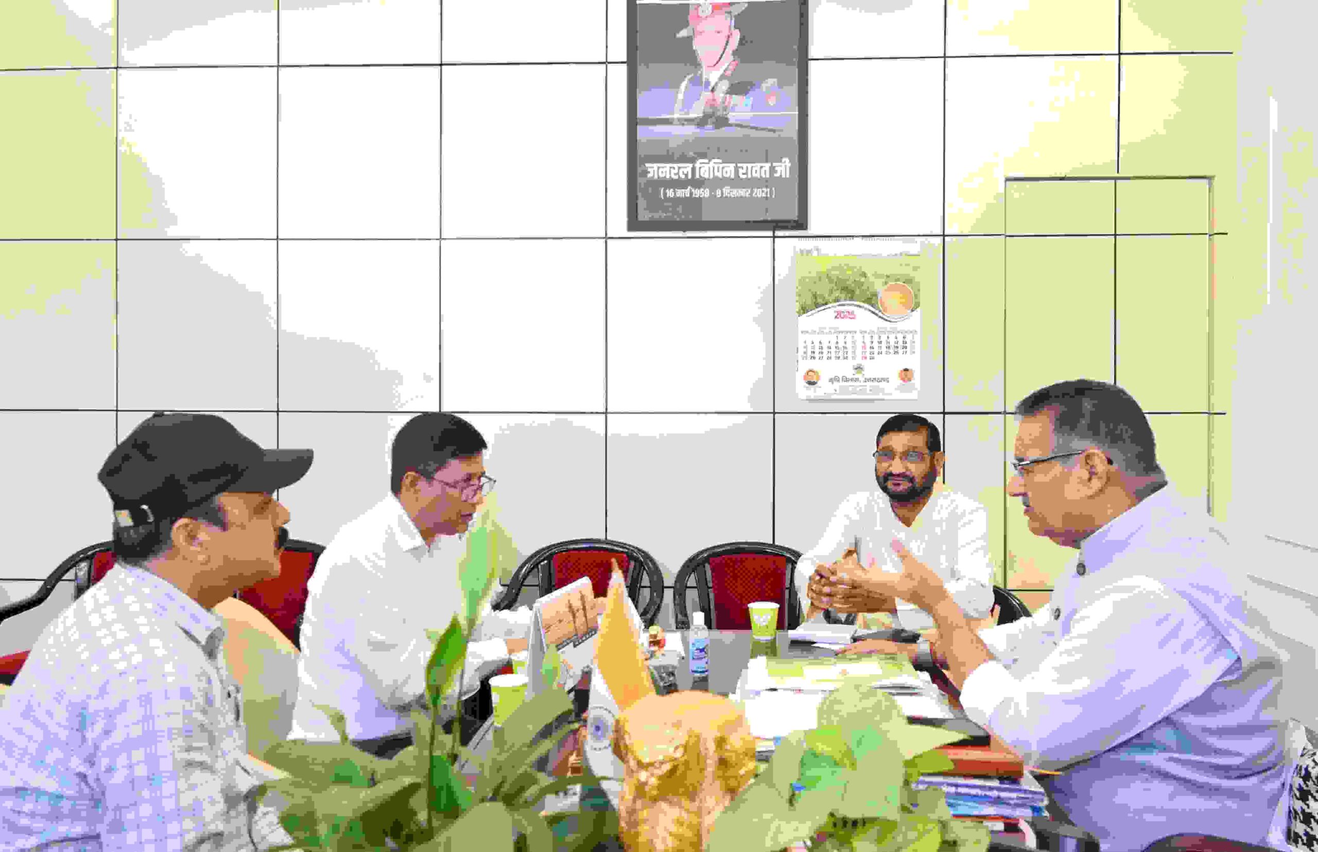 Uttarakhand: कर्णप्रयाग विधायक ने ग्राम्य विकास मंत्री  से की भेंट, इन सड़कों और पुलों के निर्माण को लेकर की चर्चा