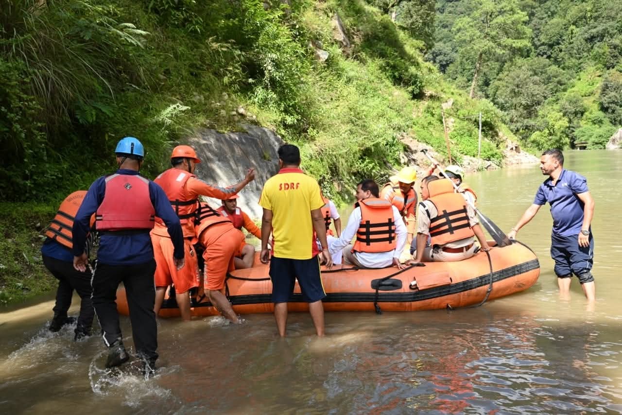 Uttarakhand: स्यानाचट्टी झील को खोलने के प्रयास तेज, स्थानीय लोगों में जगी राहत की उम्मीद