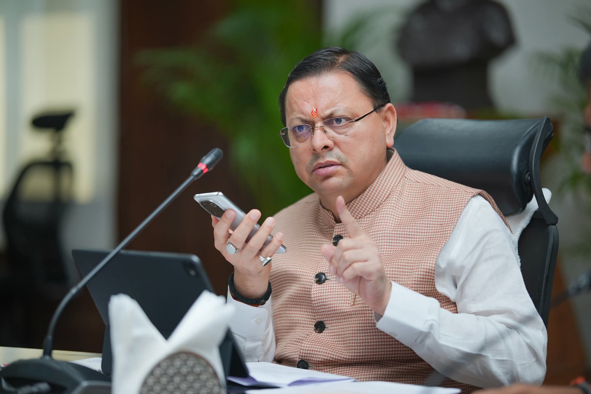 Uttarakhand: श्रीदेव सुमन विवि की छात्रा की डिग्री शिकायत पर सीएम धामी सख्त, एक हफ्ते में निस्तारण के दिए निर्देश