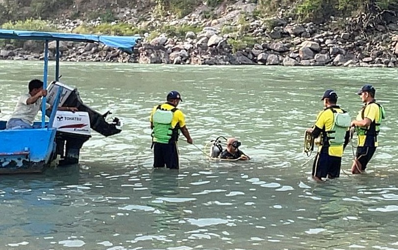Uttarakhand: ऋषिकेश में गंगा में नहाते समय युवक बहा, एसडीआरएफ ने शुरू किया सर्च अभियान