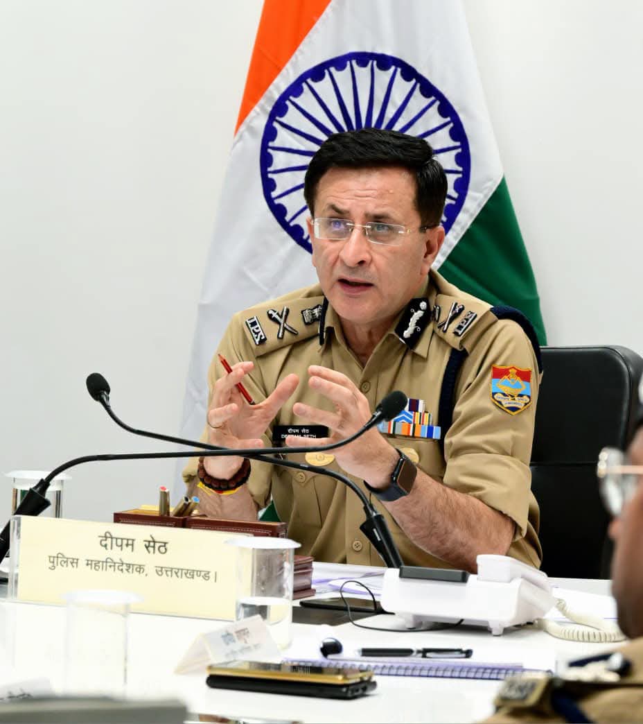 Uttarakhand: अभेद्य सुरक्षा घेरे में होगा कांवड़ मेला, डीजीपी ने दिए हाई अलर्ट के निर्देश