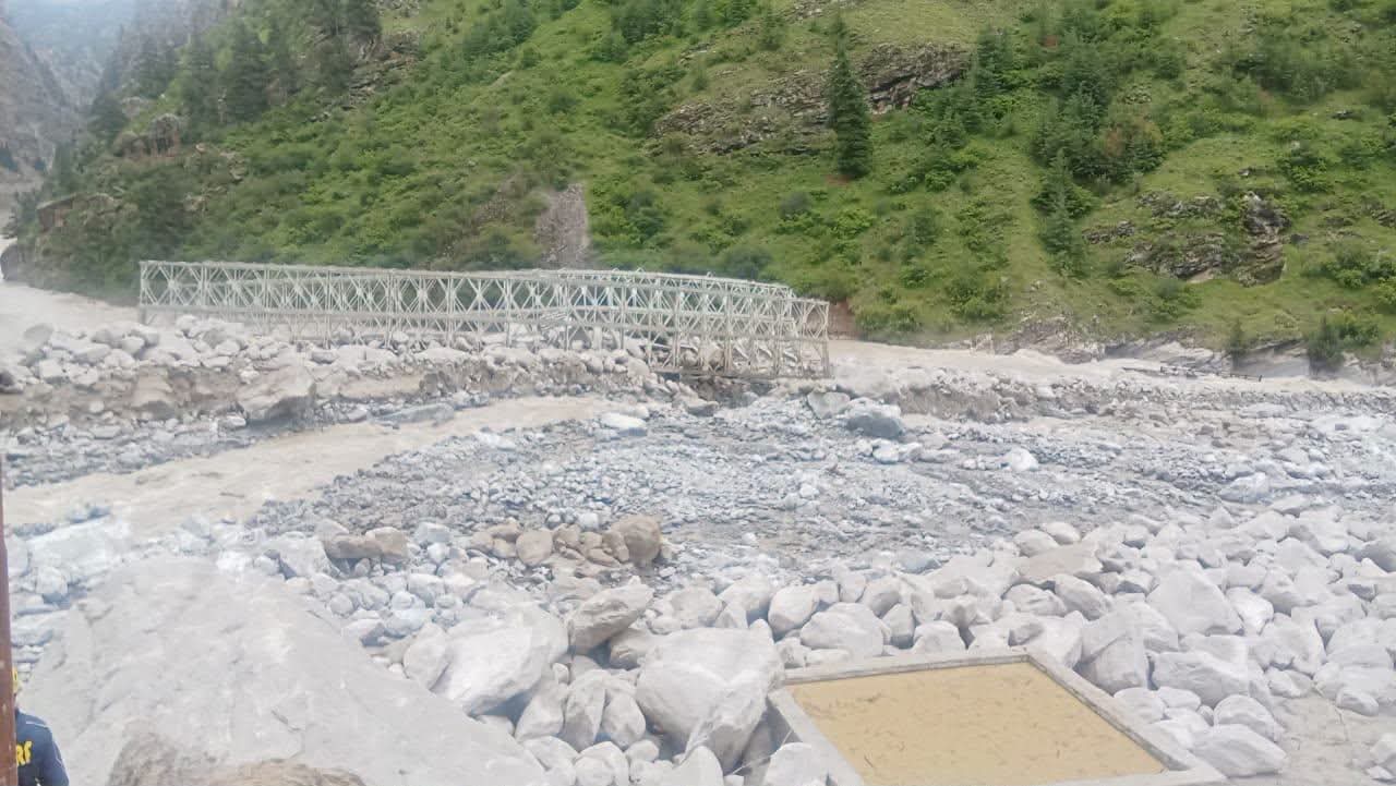 Uttarakhand: तमकनाला में बेली ब्रिज बहने के बाद सीएम ने संभाली कमान, कनेक्टिविटी बहाली के दिए निर्देश
