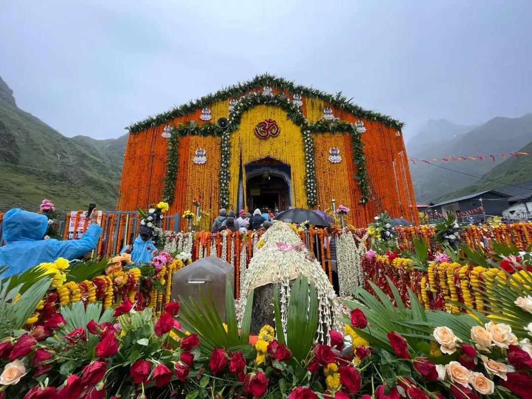 Uttarakhand:&nbsp; केदारनाथ धाम में फिर बढ़ने लगी श्रद्धालुओं की भीड़, अब तक 14.80 लाख श्रद्धालु पहुंचे